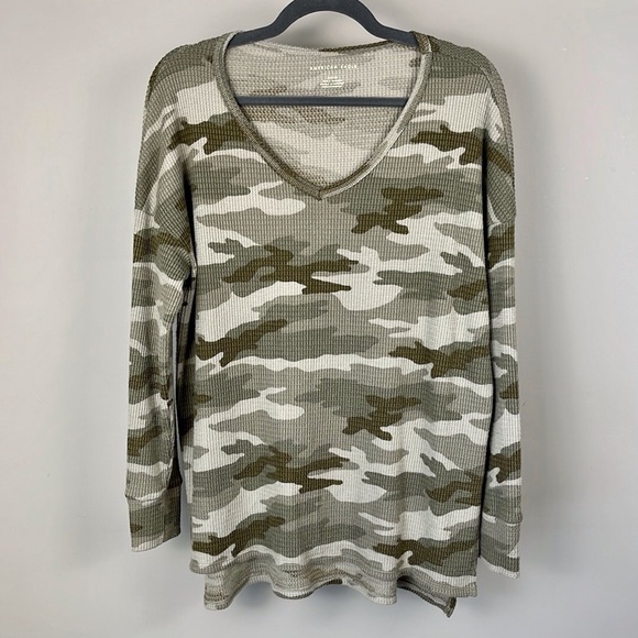 🦅 American Eagle Waffle Knit Longsleeve - Picture 1 of 10